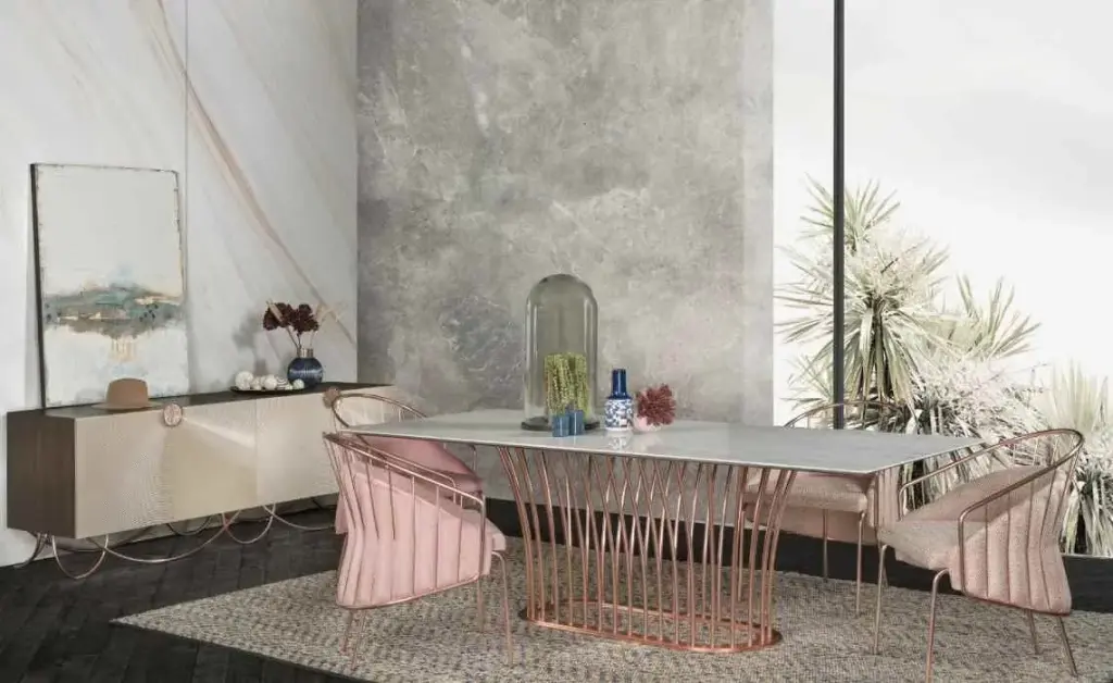 TABLE A MANGER ANTARES